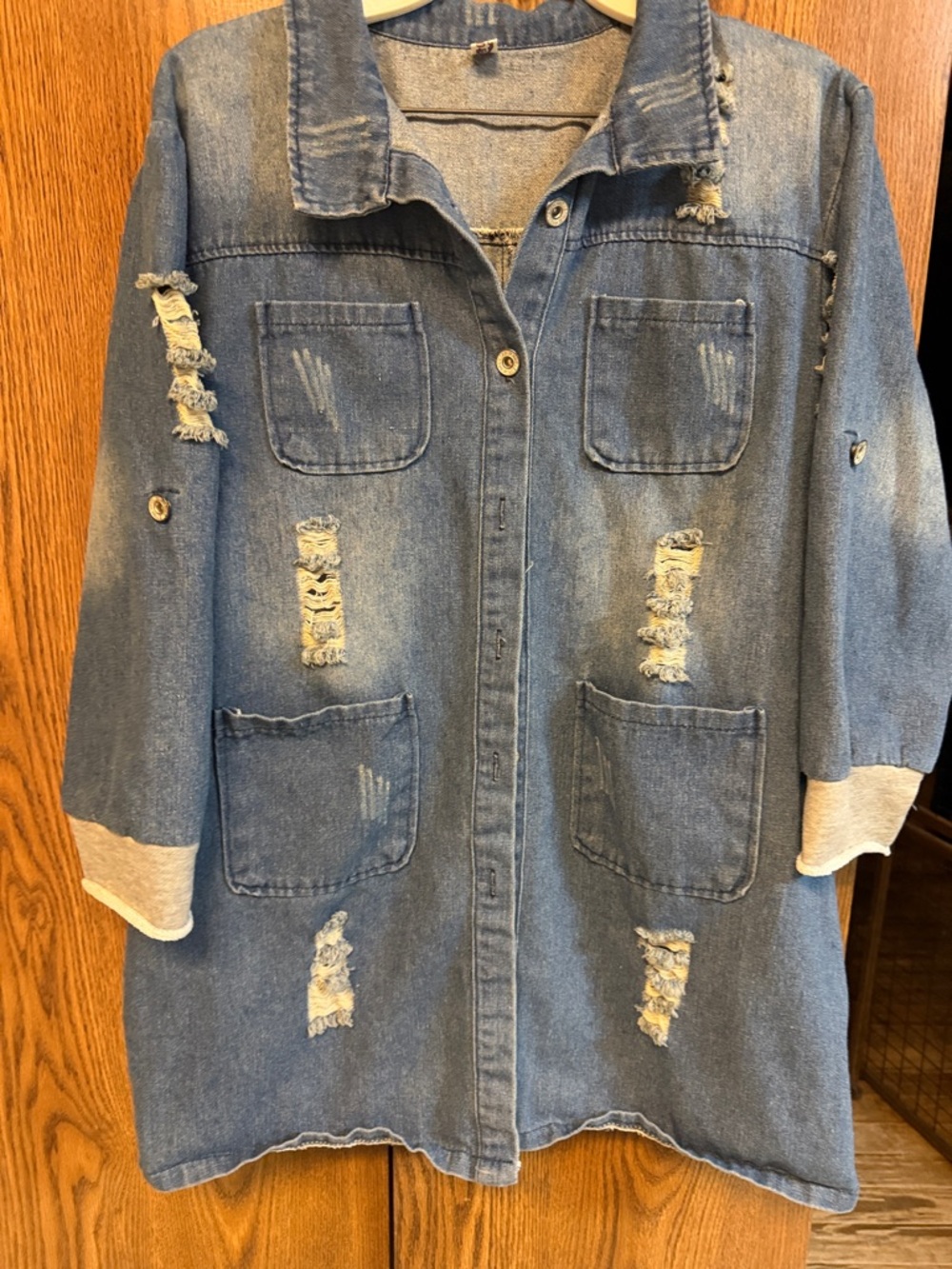 Women’s Distressed Denim Shirt/Jacket Size XL PreOwned - Picture 9 of 9